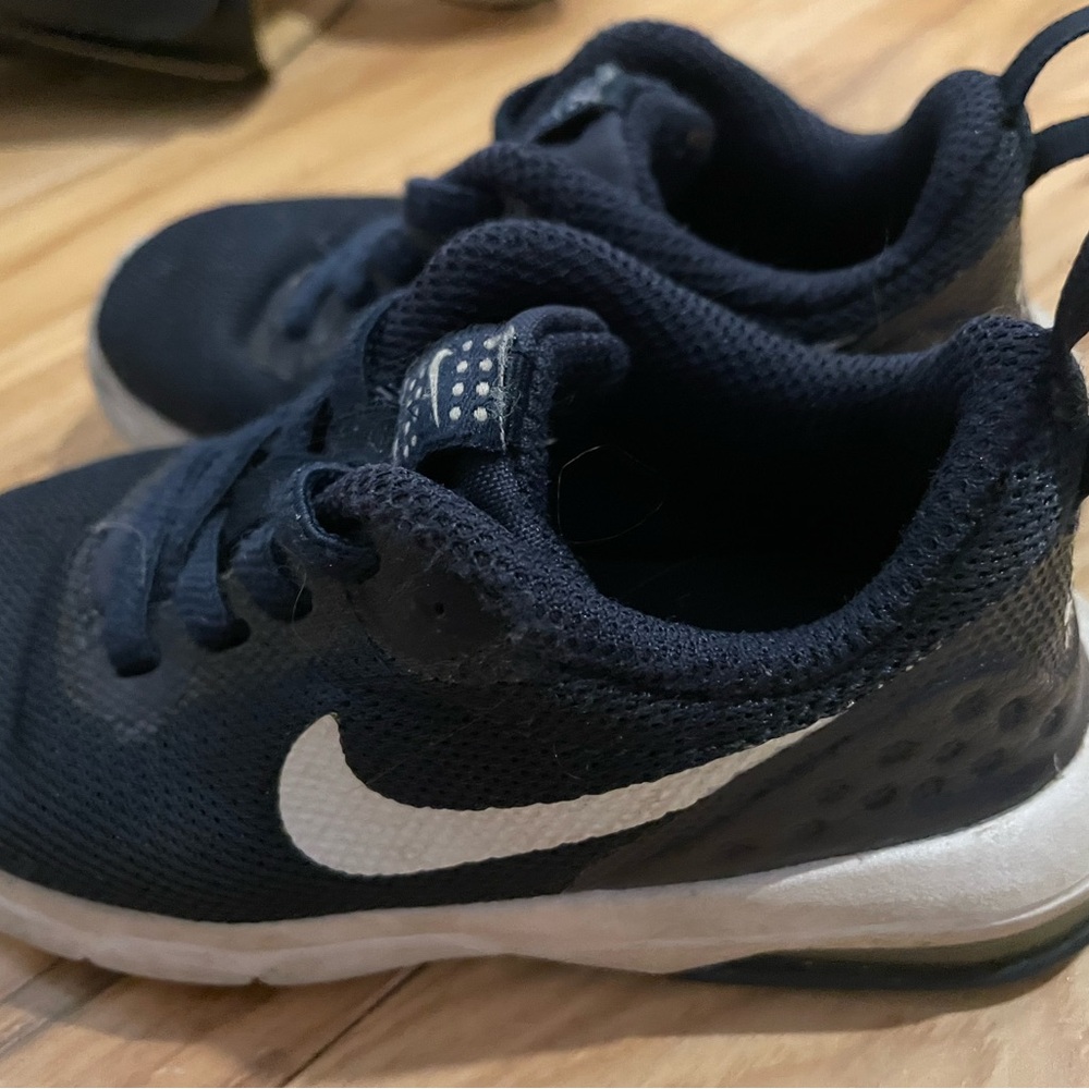 Nike Kids Dark Blue Sneakers